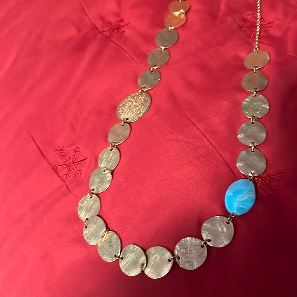 Gold toned necklace